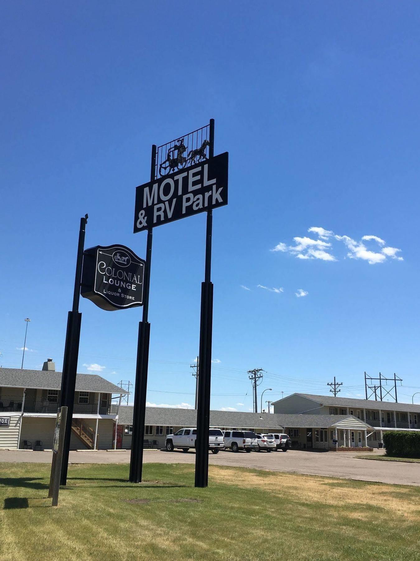 Mandan Colonial Motel And Rv Park المظهر الخارجي الصورة