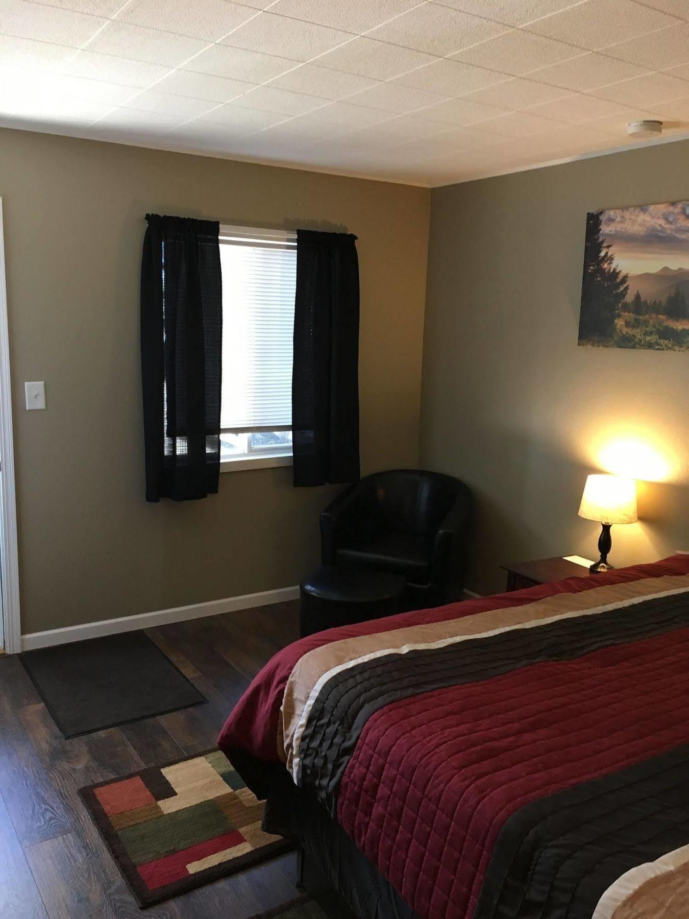 Mandan Colonial Motel And Rv Park المظهر الخارجي الصورة